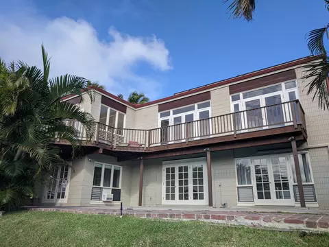 252 Lumahai Pl, Honolulu, HI 96825