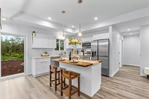 11-3262 Anuhea St, Volcano, HI 96785