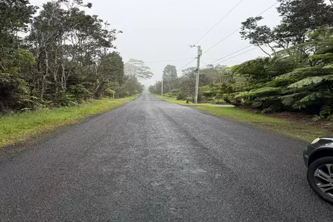 Road C, Volcano, HI 96785