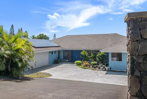 94-5824 Kilo Makani Pl, Naalehu, HI 96772