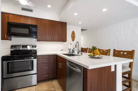 75-6082 Alii Dr #A104, Kailua Kona, HI 96740