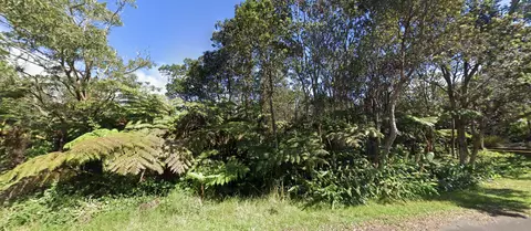 Liona St, Volcano, HI 96785