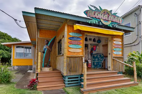 55-3411 Akoni Pule Hwy, Hawi, HI 96719