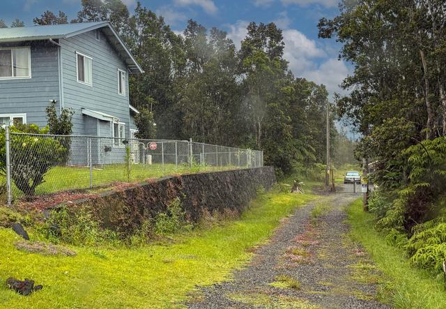 Pa Alii St, Volcano, HI 96785