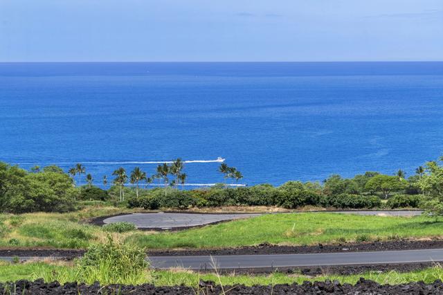 81-6436 Kaelehua Way, Kealakekua, HI 96750