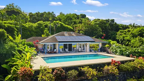 83-1010 Kamuku Pl, Captain Cook, HI 96704