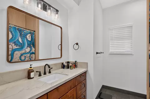 Bath - 16-1878 Moho Rd, Mountain View, HI 96771 photo 1 of 5