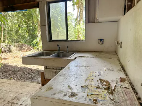 Kitchen - 6335 Opaekaa Rd # -C, Kapaa, HI 96746 photo 3 of 4