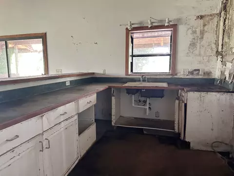 Kitchen - 6335 Opaekaa Rd # -C, Kapaa, HI 96746 photo 1 of 4