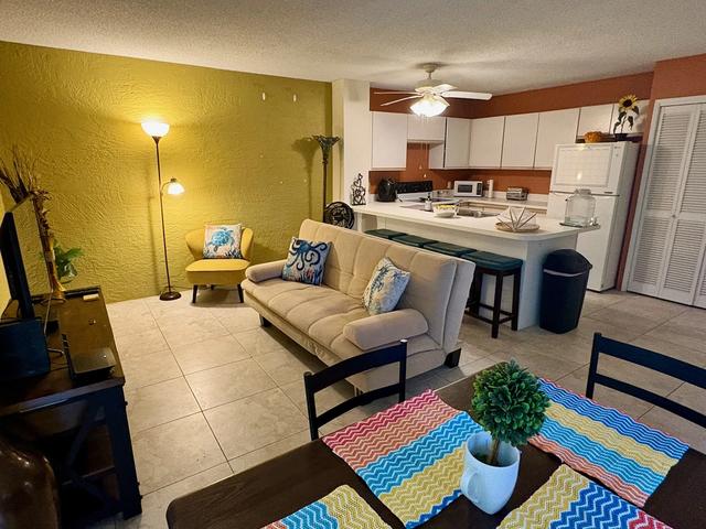 75-6016 Alii Dr #112, Kailua Kona, HI 96740
