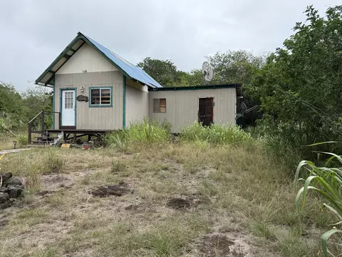 94-1488 Kala Pl, Naalehu, HI 96772