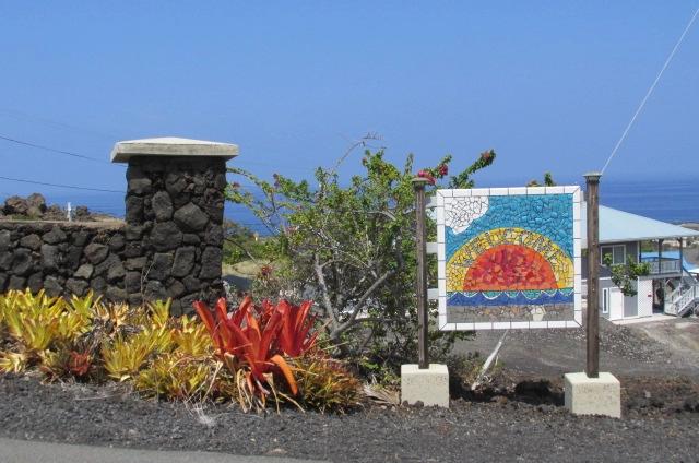 Eiwa Ave, Captain Cook, HI 96704
