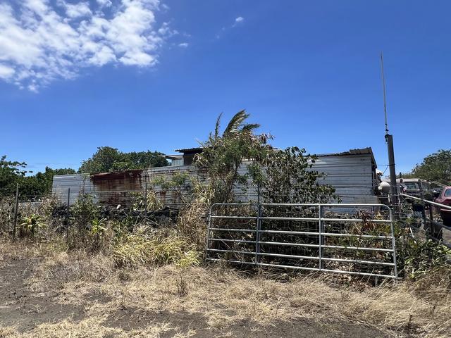 94-6367 Mark Twain St, Naalehu, HI 96772