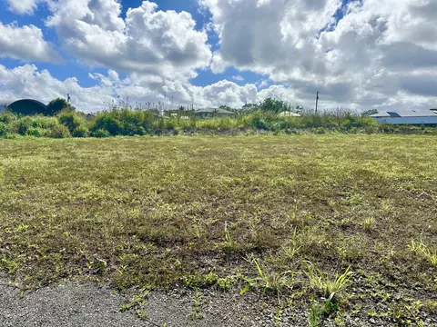 1800 Iolana Pl, Hilo, HI 96720