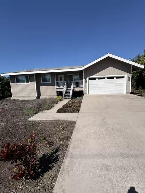 94-1681 Lewa Lani St, Naalehu, HI 96772