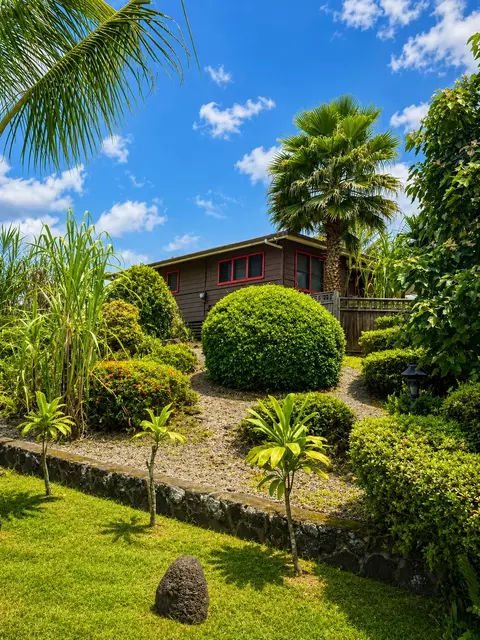 96-1186 Ohia St, Pahala, HI 96777