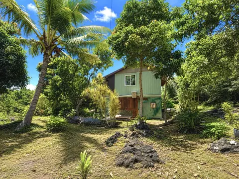 94-6319 Mauka St, Naalehu, HI 96772