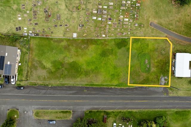 3 Kamani St, Pahala, HI 96777