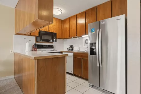 Kitchen - 4909 Lower Honoapiilani Rd #E3E, Lahaina, HI 96761 photo 1 of 2