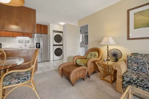 Living - 4909 Lower Honoapiilani Rd #E3E, Lahaina, HI 96761 photo 1 of 6
