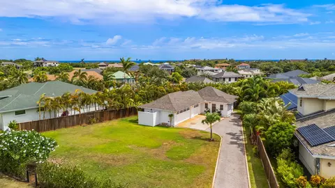5413 Nakoa St, Koloa, HI 96756