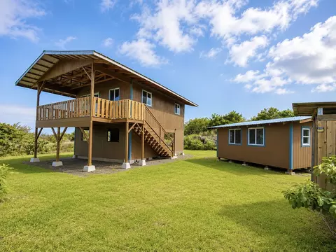 94-6479 Puukani Rd, Naalehu, HI 96772