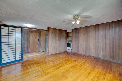 Living - 378 Lanikaula St, Hilo, HI 96720 photo 4 of 4