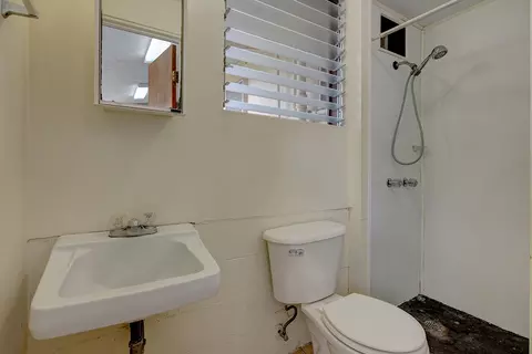 Bath - 378 Lanikaula St, Hilo, HI 96720 photo 1 of 2