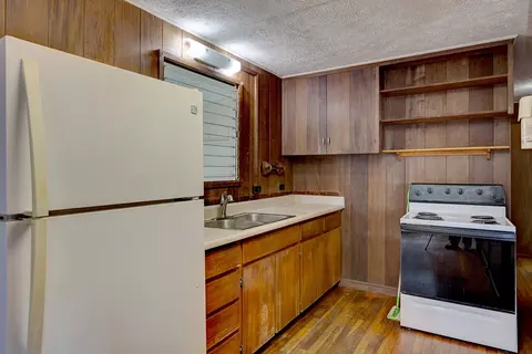 Kitchen - 378 Lanikaula St, Hilo, HI 96720 photo 1 of 2