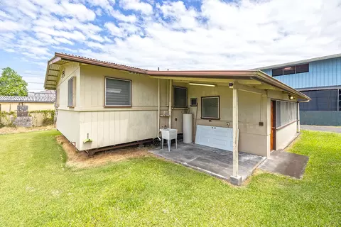 Exterior - 378 Lanikaula St, Hilo, HI 96720 photo 5 of 7