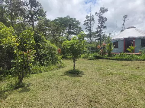 16-1942 35th Ave, Kurtistown, HI 96760