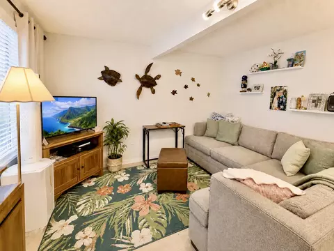 79-7261 Honalo Plz #204, Kailua Kona, HI 96740
