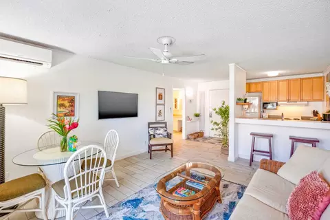 Living - 525 Aleka Lp #G7, Kapaa, HI 96746 photo 1 of 2