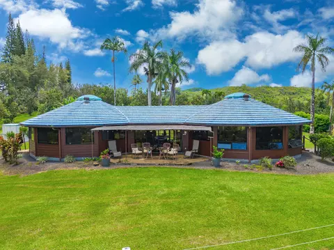 27-2797 Hawaii Belt Rd, Pepeekeo, HI 96783
