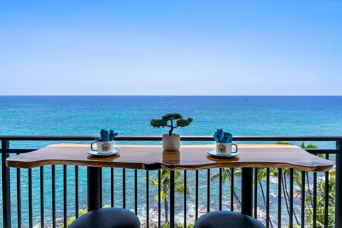 75-5782 Kuakini Hwy #706, Kailua Kona, HI 96740