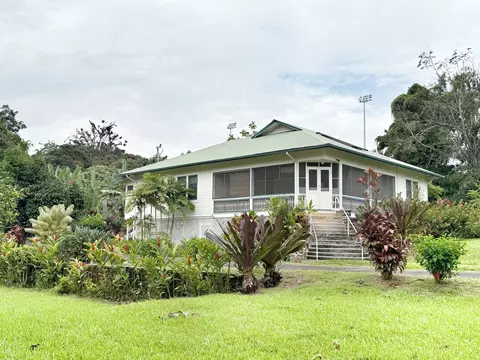 81-1027 Konawaena School Rd, Kealakekua, HI 96750