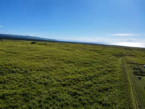 93-1296 S Point Rd, Naalehu, HI 96772