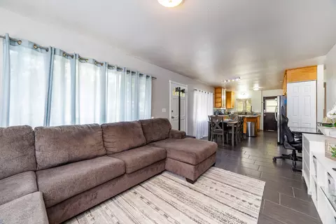 Living - 11-3169 A Volcano Rd, Volcano, HI 96785 photo 1 of 2
