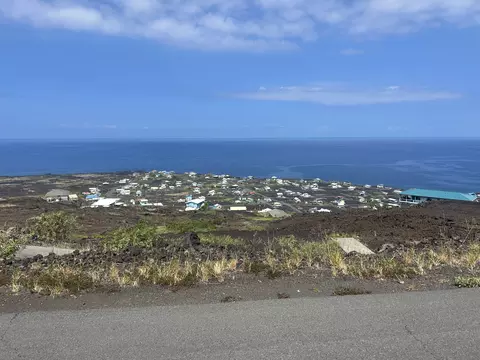 Elua Ave, Captain Cook, HI 96704