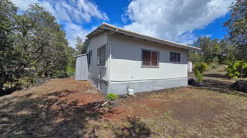 Exterior - 92-8687 Lehua Ln, Ocean View, HI 96737 photo 10 of 11