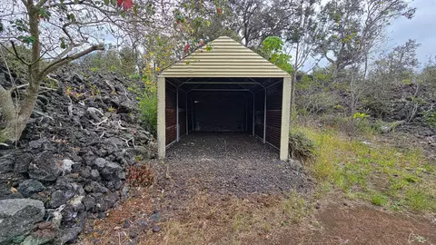 Exterior - 92-8687 Lehua Ln, Ocean View, HI 96737 photo 9 of 11