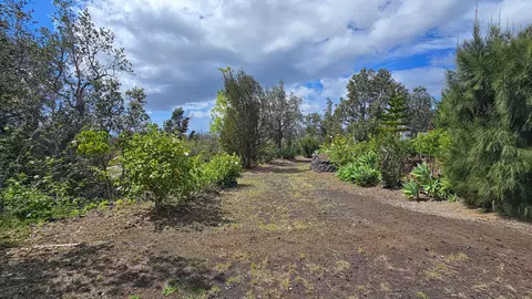 Exterior - 92-8687 Lehua Ln, Ocean View, HI 96737 photo 2 of 11