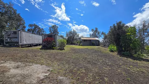 Exterior - 92-8687 Lehua Ln, Ocean View, HI 96737 photo 7 of 11