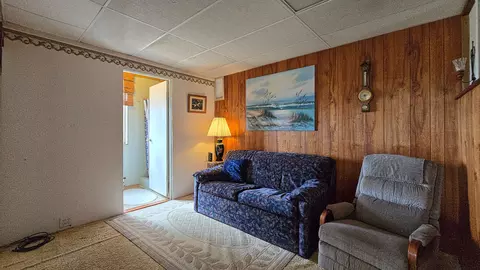 Living - 92-8687 Lehua Ln, Ocean View, HI 96737 photo 2 of 2