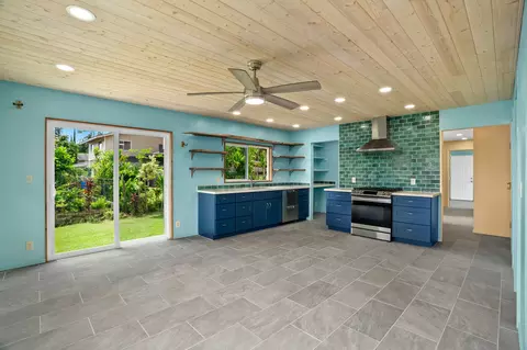 408 Molo St, Kapaa, HI 96746