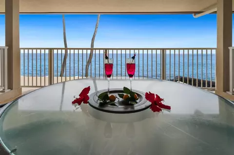 77-6452 Alii Dr #203, Kailua Kona, HI 96740