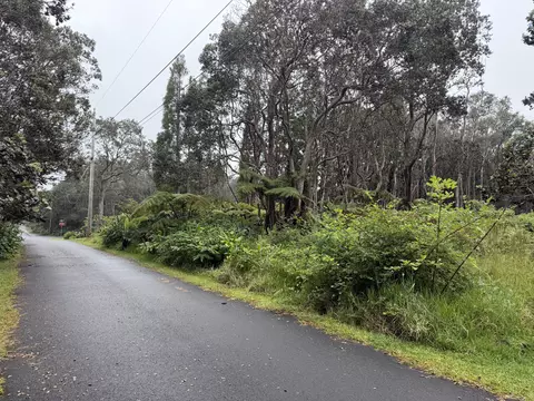 11-3885 2nd St, Volcano, HI 96785