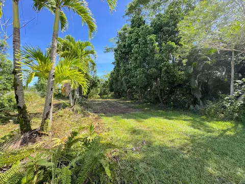 3 Rd Ave, Keaau, HI 96749