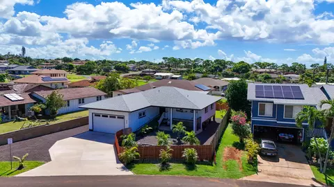 9544 Keolewa St, Waimea, HI 96796