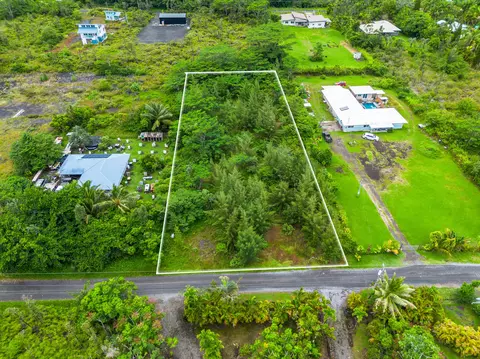 2 Nd Ave, Keaau, HI 96749